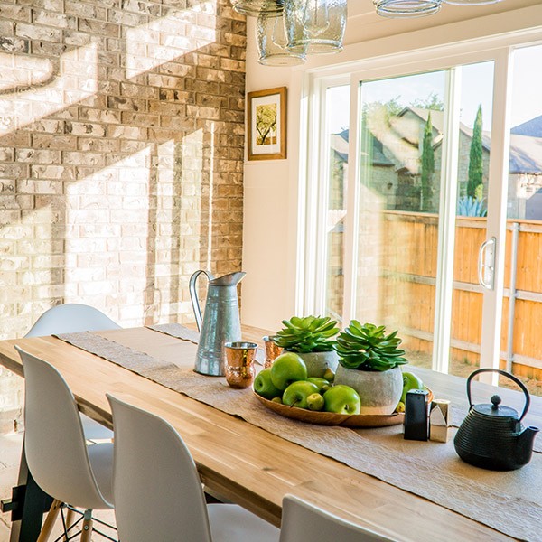 Sécuristes de France – Fenêtre en bois alliant isolation naturelle et sécurité